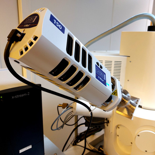 Oxford Instrumets EDX-System AZtecEnergy X-Max 150 Picture: Analysis Tool Oxford Instrumets EDX-System AZtecEnergy X-Max 150
