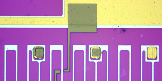TiN contact on carbon nanotube